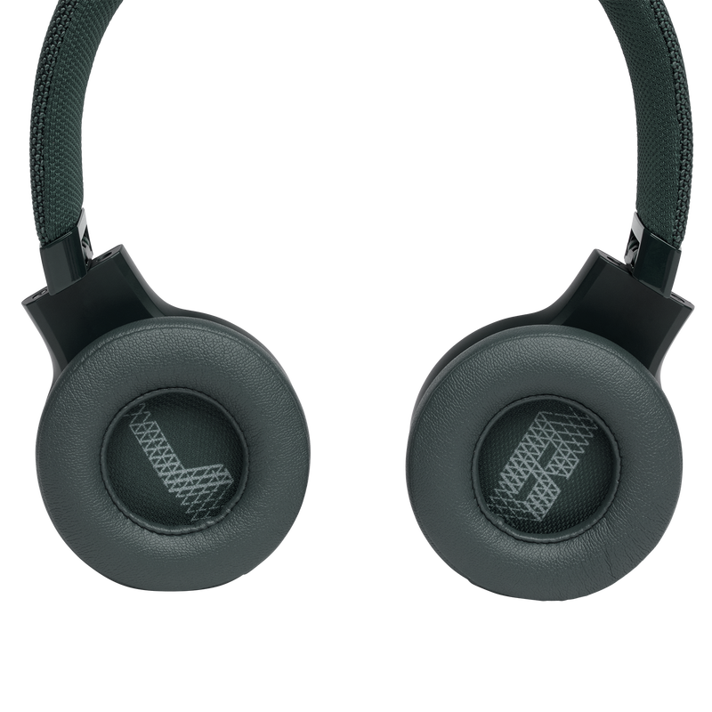 JBL LIVE 400BT - Green - Your Sound, Unplugged - Detailshot 4 image number null